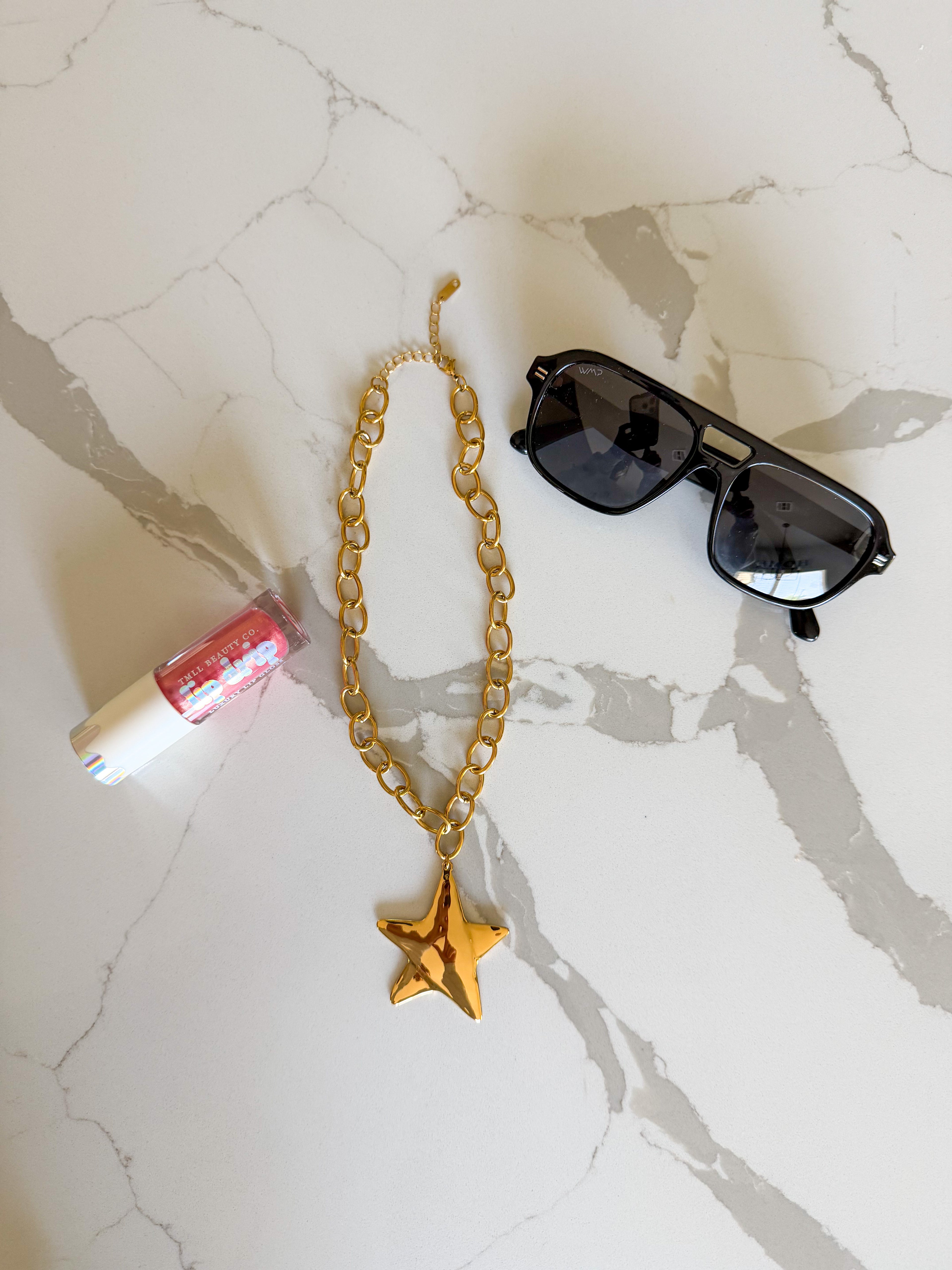 Chansutt Star Necklace