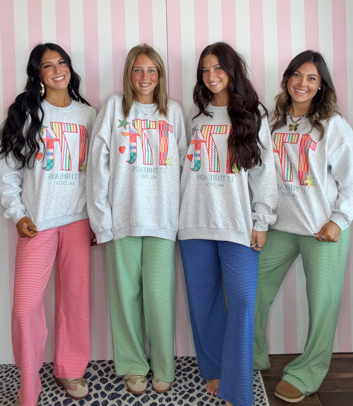 17 Threads Graphic Sweatshirt