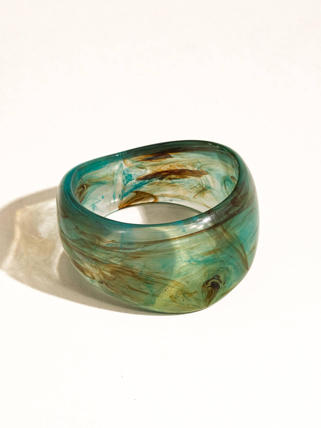 Caelia Modern Bold Statement Resin Bangle: Blue